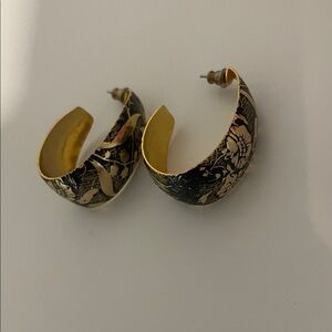 Vintage Elegant Gold and Black Floral Hoop Earrings